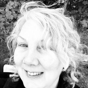 Meet your Posher, Claudette